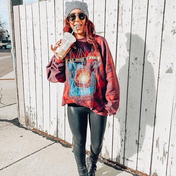 Def Leppard Graphic Sweatshirt 